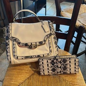 Coach purse and wallet